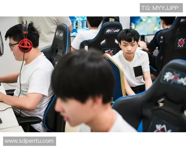 RNG在世界大师赛中的精彩逆袭之路与背后故事揭秘