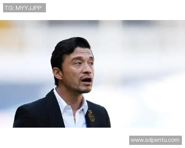 丹麦足球明星退役引发球迷热议他在足球界的传奇历程与贡献